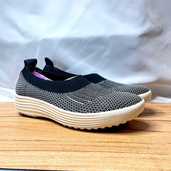 Bionica-merigold slip on sneaker-7m - Picture 7 of 11